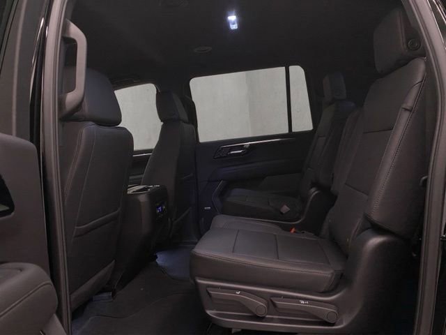 New 2026 Chevrolet Suburban LT w/ Comfort Package AWD/4WD image 26