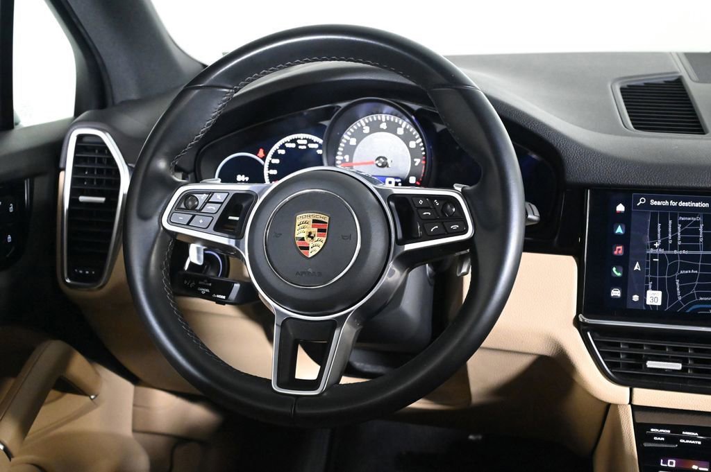 Certified 2023 Porsche Cayenne Platinum Edition AWD/4WD image 12
