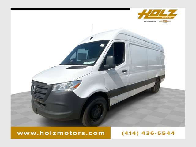 Used 2025 Mercedes-Benz Sprinter 2500 image 1