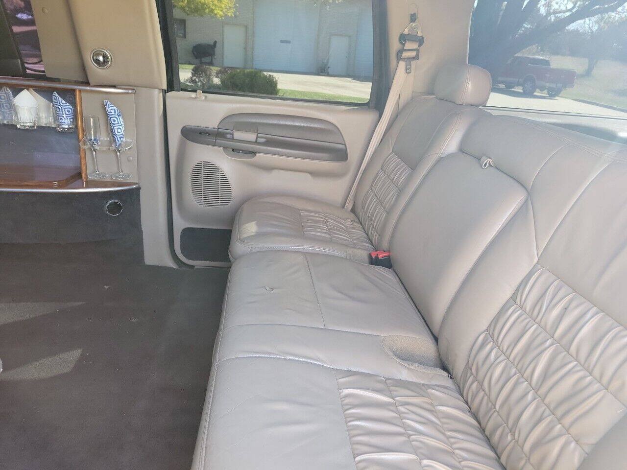 Used 2002 Ford Excursion XLT RWD image 13