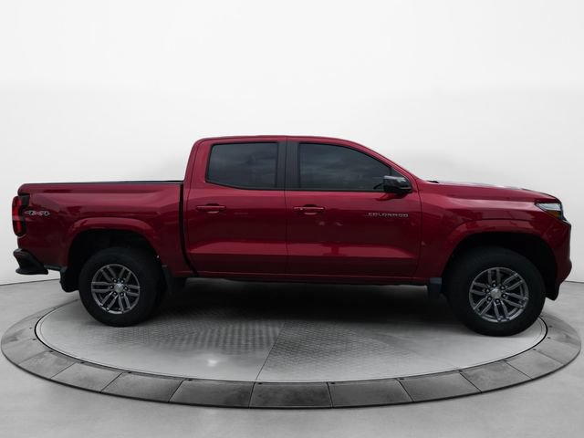 Used 2023 Chevrolet Colorado LT w/ LT Convenience Package II AWD/4WD image 6