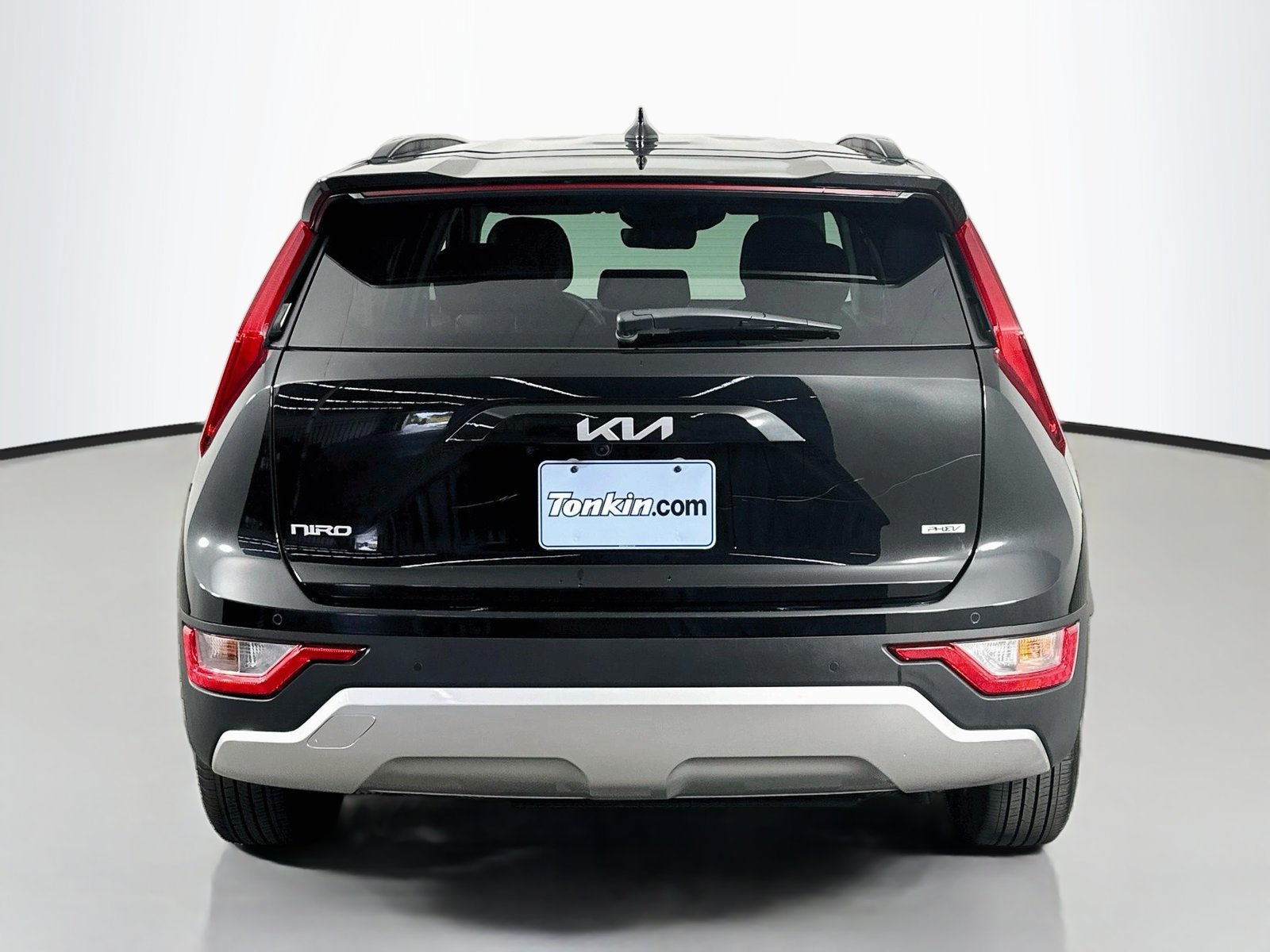 Used 2025 Kia Niro EX FWD image 7