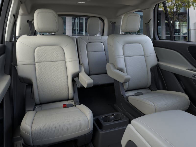 New 2026 Lincoln Aviator AWD image 11