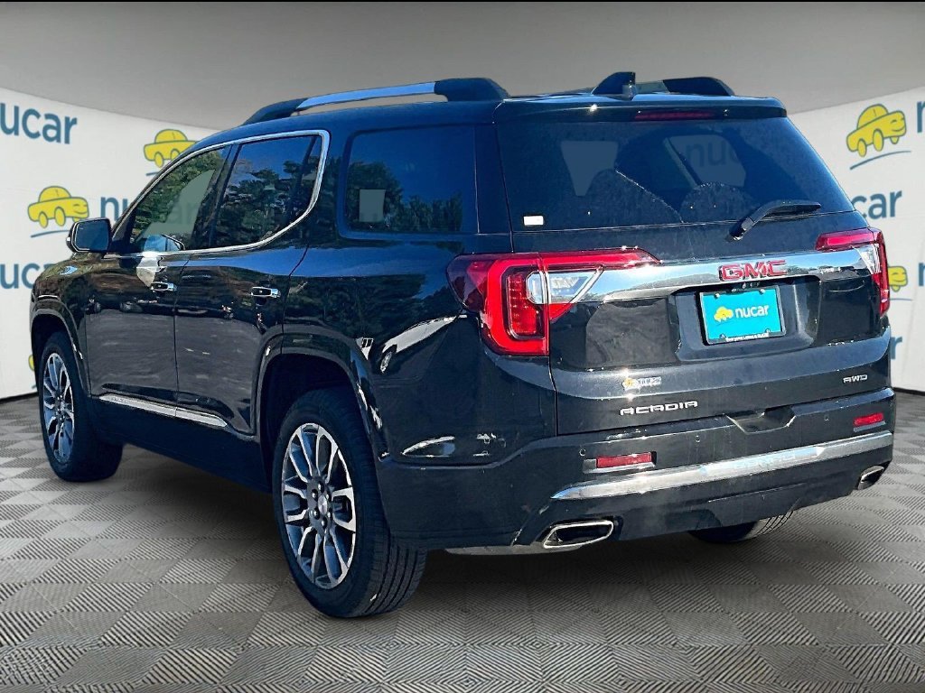 Used 2023 GMC Acadia Denali w/ Denali Ultimate Package AWD/4WD image 4