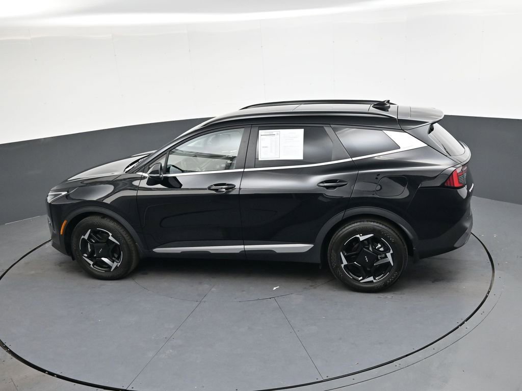 Used 2026 Kia Sportage EX w/ EX Panorama Roof Package image 32