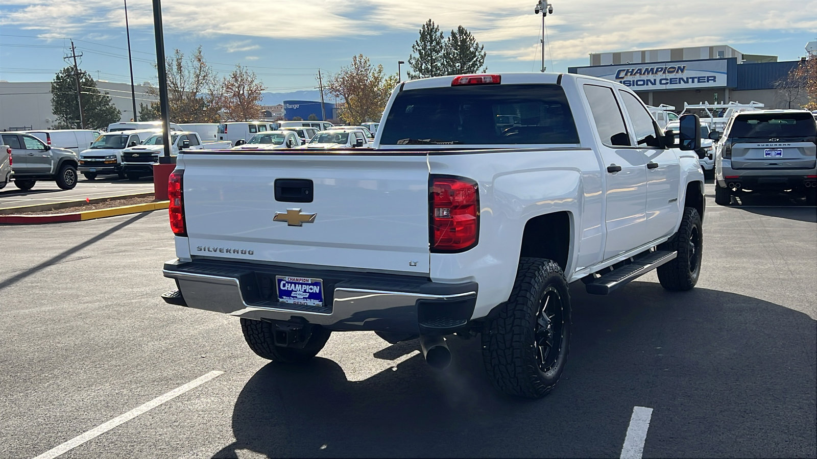 Used 2015 Chevrolet Silverado 2500 LT w/ LT Convenience Package image 5