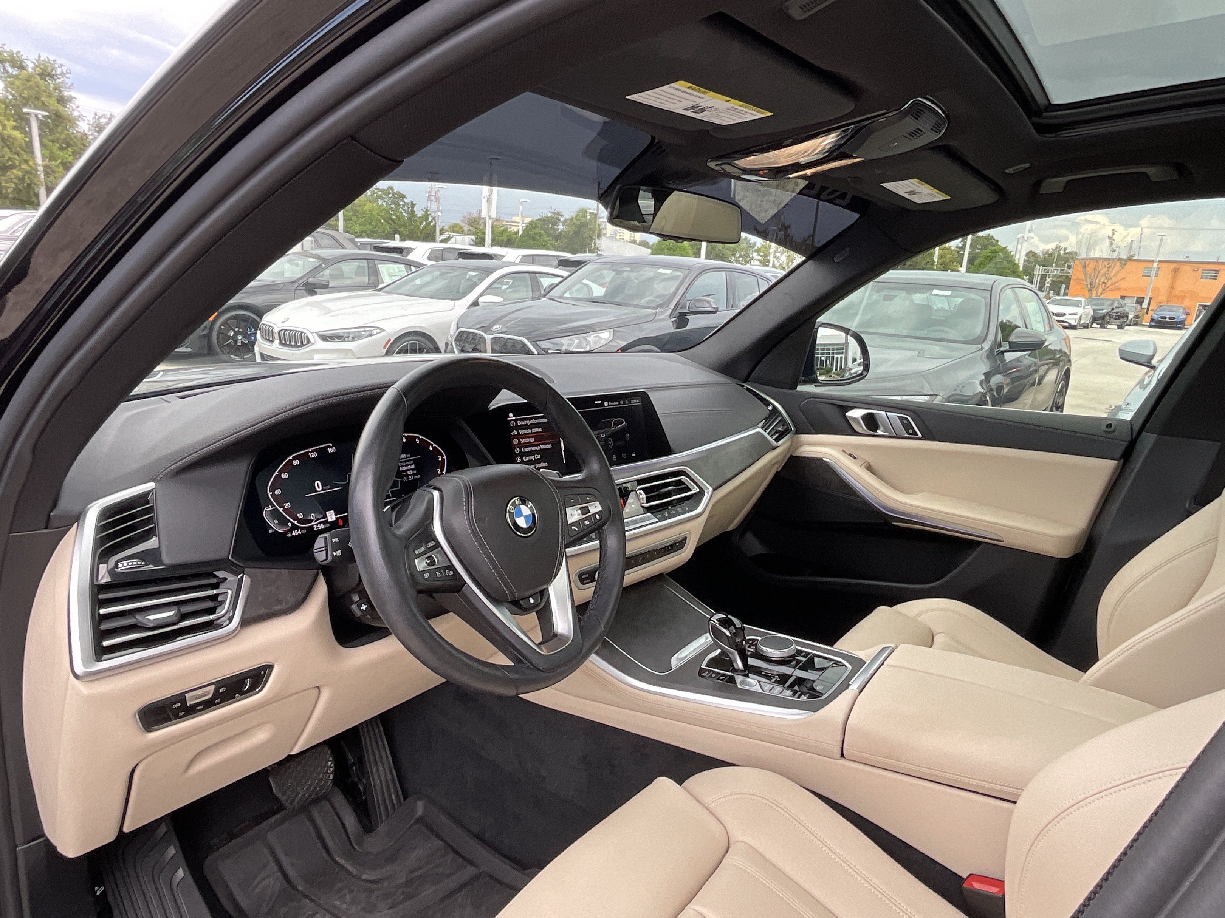 Used 2022 BMW X5 sDrive40i w/ Premium Package RWD image 8