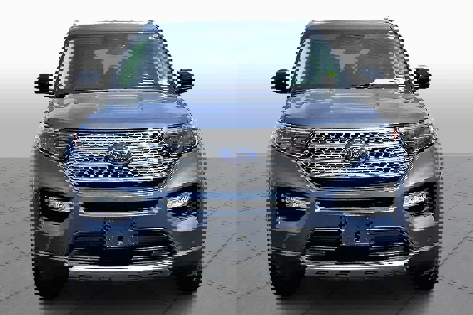 Used 2021 Ford Explorer Limited image 4