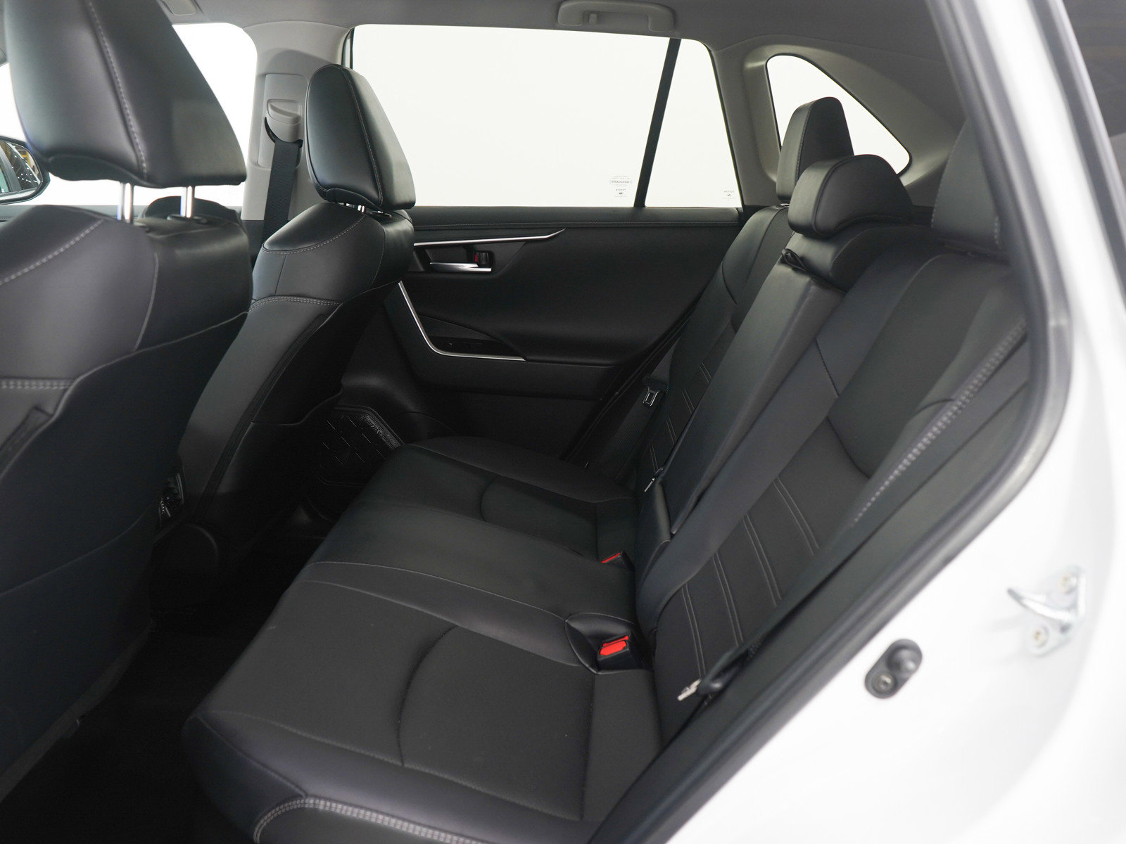 Used 2023 Toyota RAV4 Limited AWD/4WD image 15