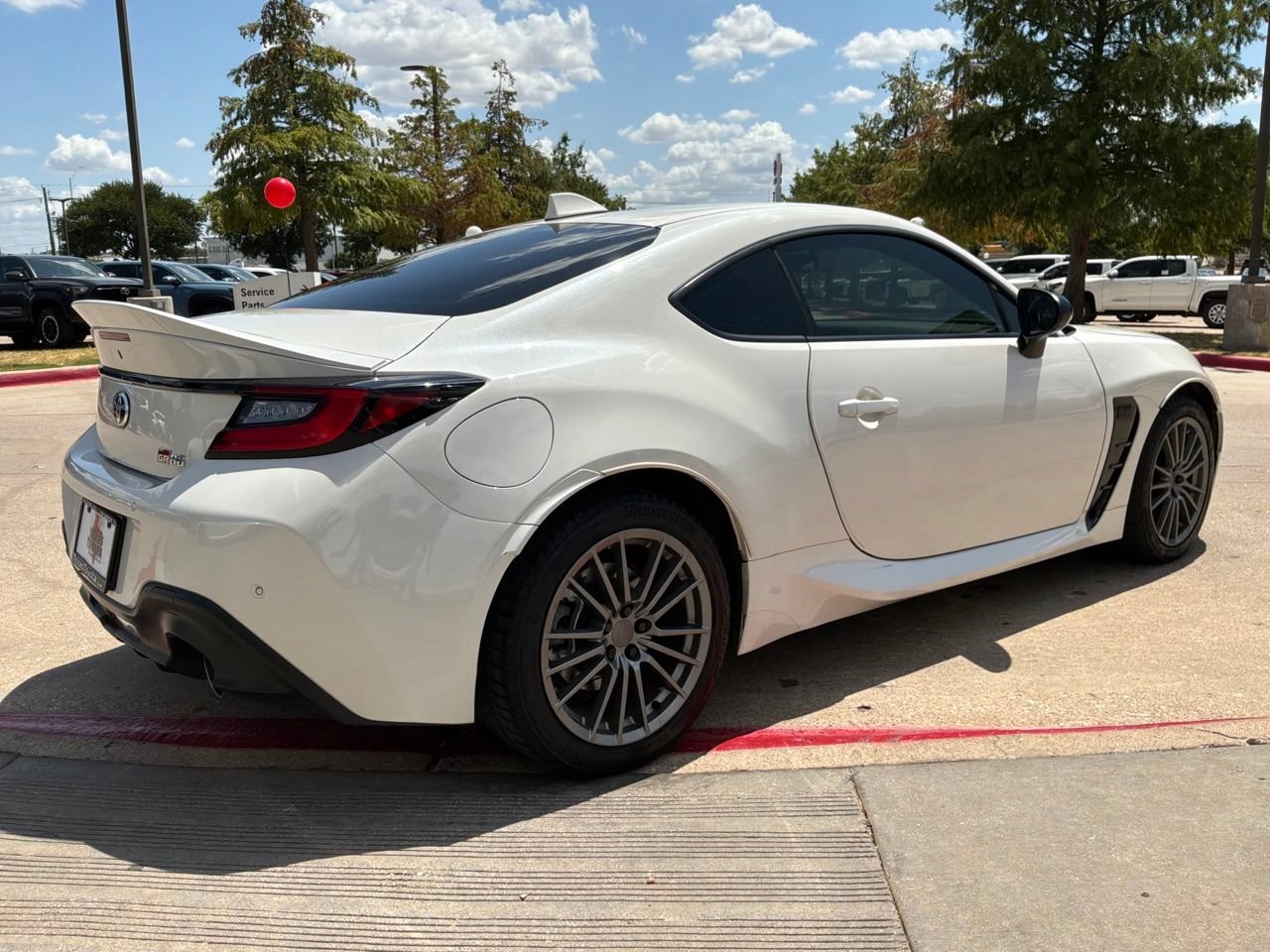 Used 2023 Toyota GR86 Premium RWD image 6