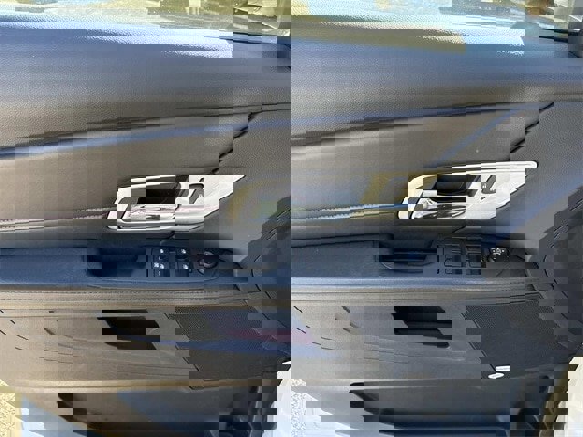 Used 2017 GMC Terrain SLT w/ Open Road Package image 24