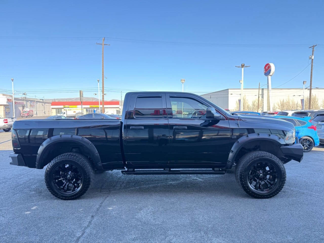 Used 2015 RAM 1500 Express w/ Black Ram 1500 Express Group RWD image 4