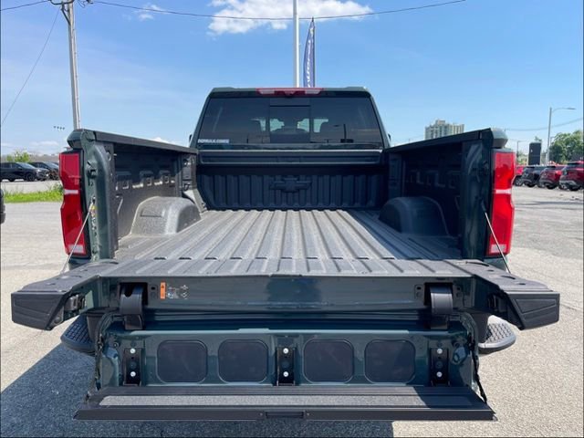 New 2026 Chevrolet Silverado 2500 ZR2 AWD/4WD image 13
