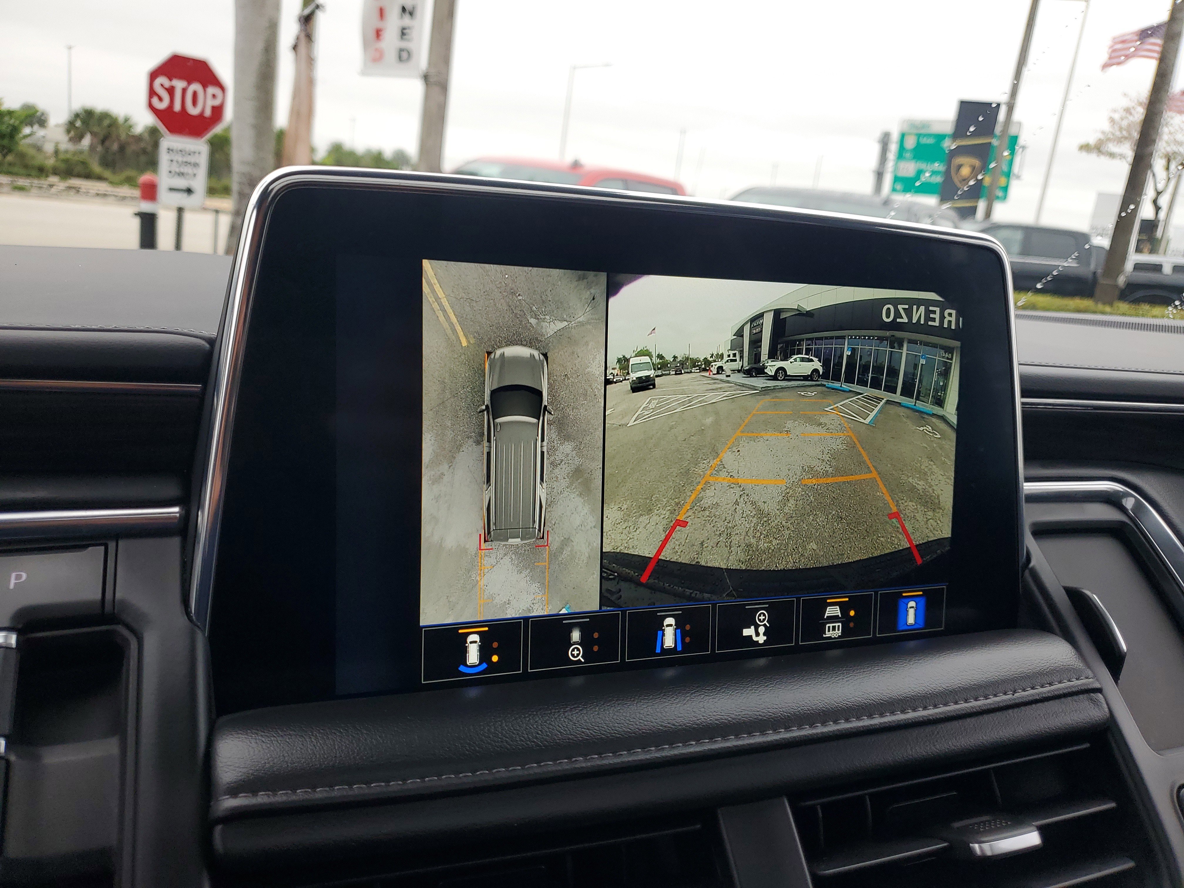 Used 2023 Chevrolet Tahoe LT w/ LT Signature Plus Package image 10