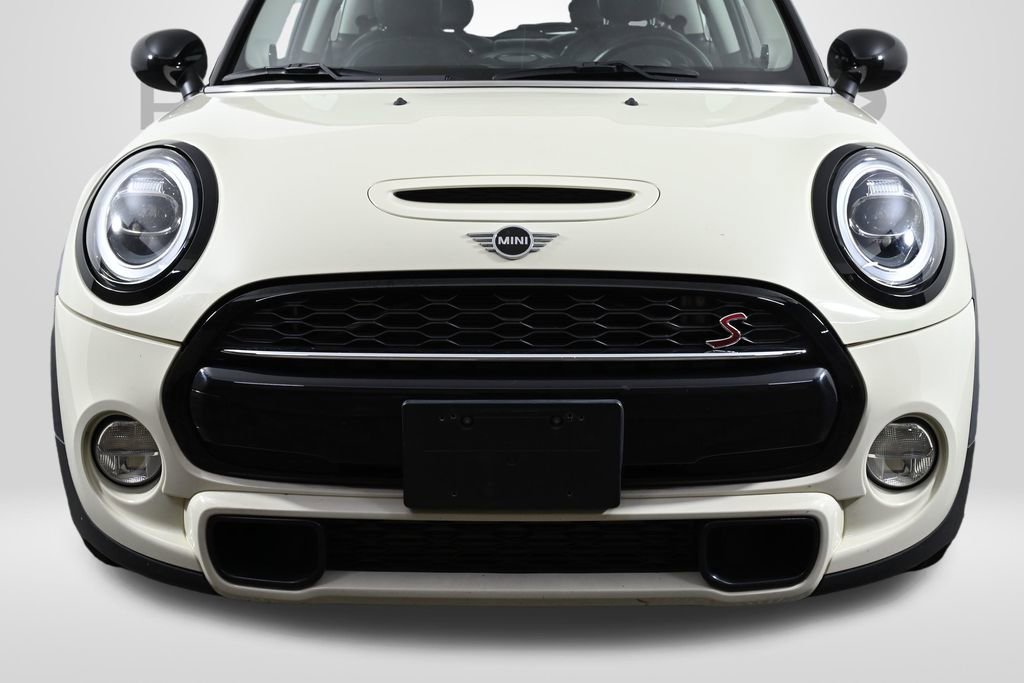 Used 2019 MINI Cooper S w/ Premium Package image 2