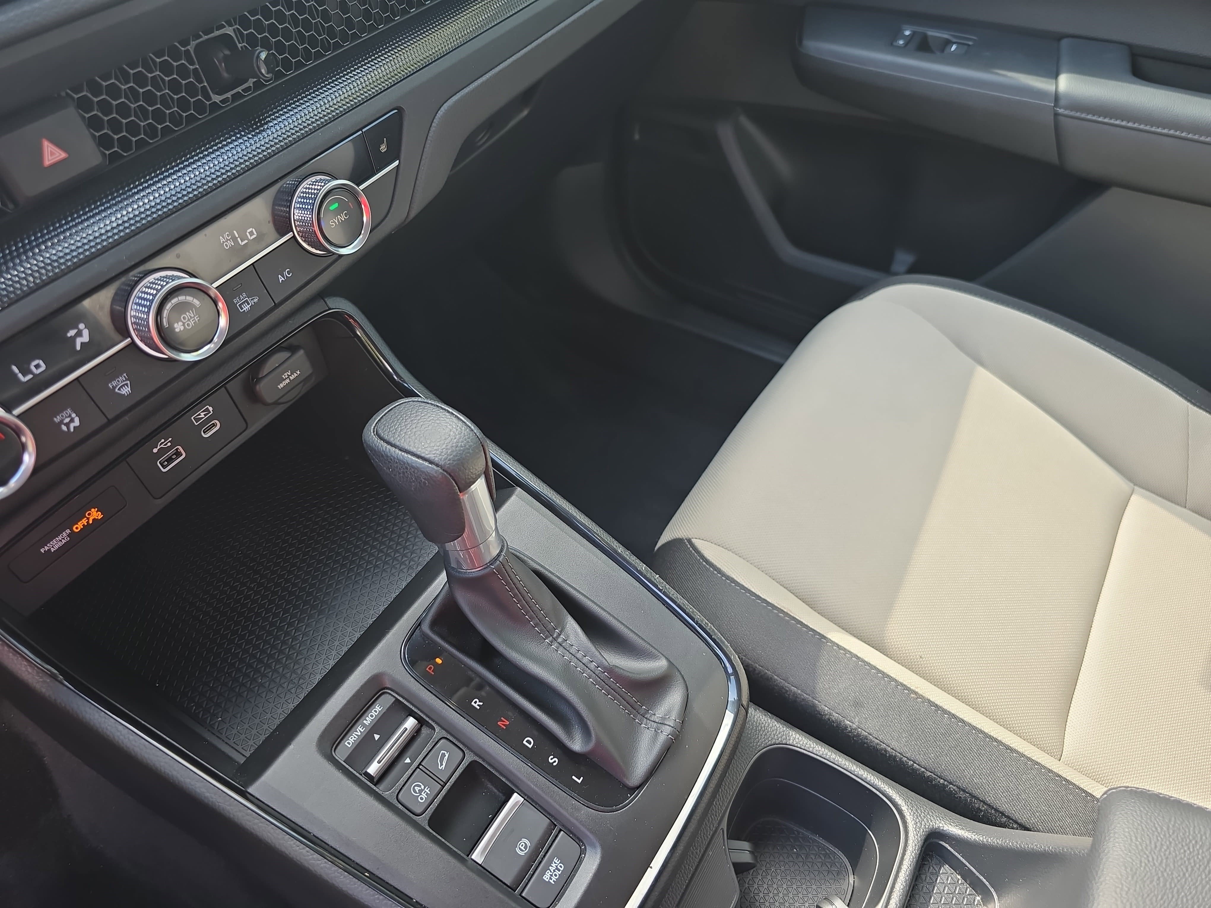 Used 2024 Honda CR-V EX image 25