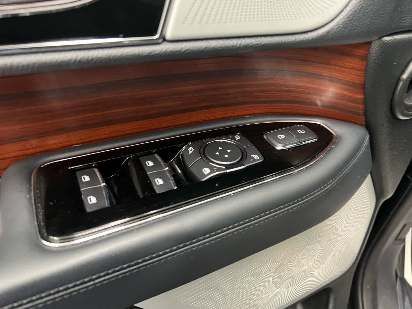 Used 2022 Lincoln Navigator L Reserve image 17