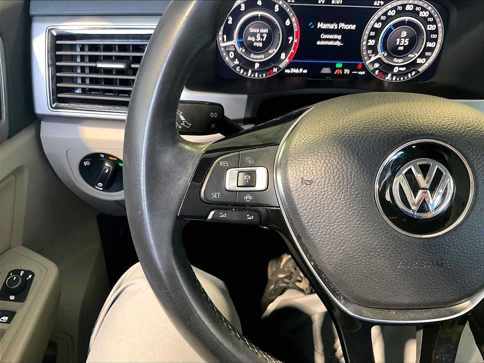 Used 2019 Volkswagen Atlas SEL AWD/4WD image 19