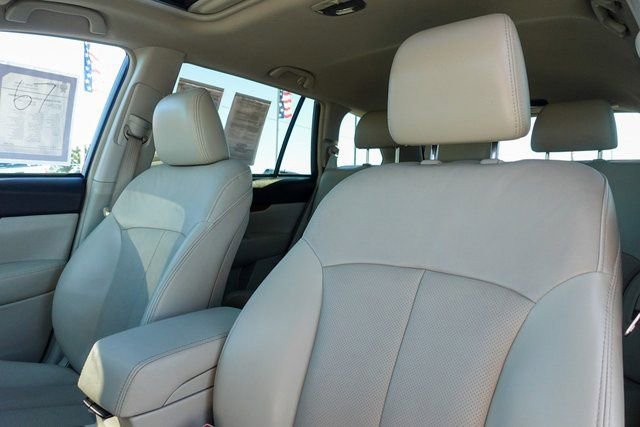 Used 2014 Subaru Outback 2.5i Limited w/ Moonroof Package image 23