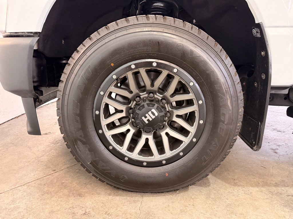 Used 2024 Ford F250 XL AWD/4WD image 14