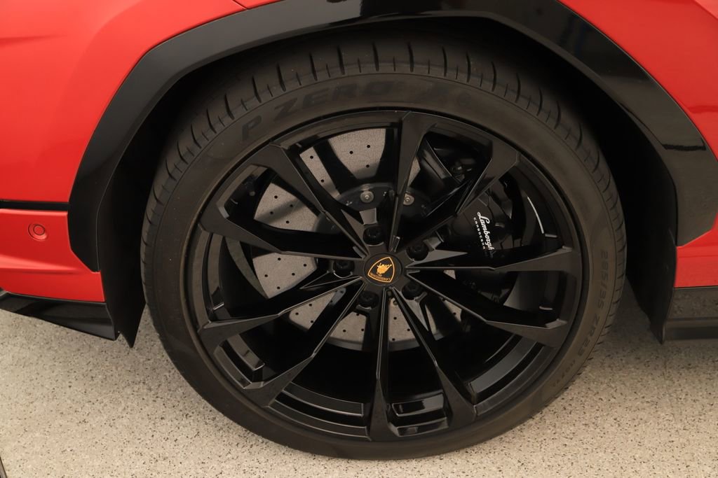 Used 2023 Lamborghini Urus S AWD/4WD image 40