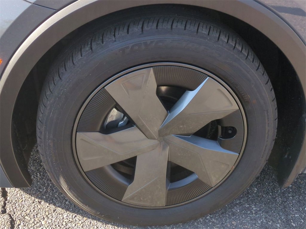 Used 2025 Toyota Prius Plug-In Hybrid image 10