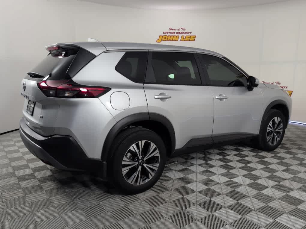 Used 2023 Nissan Rogue SV FWD image 7