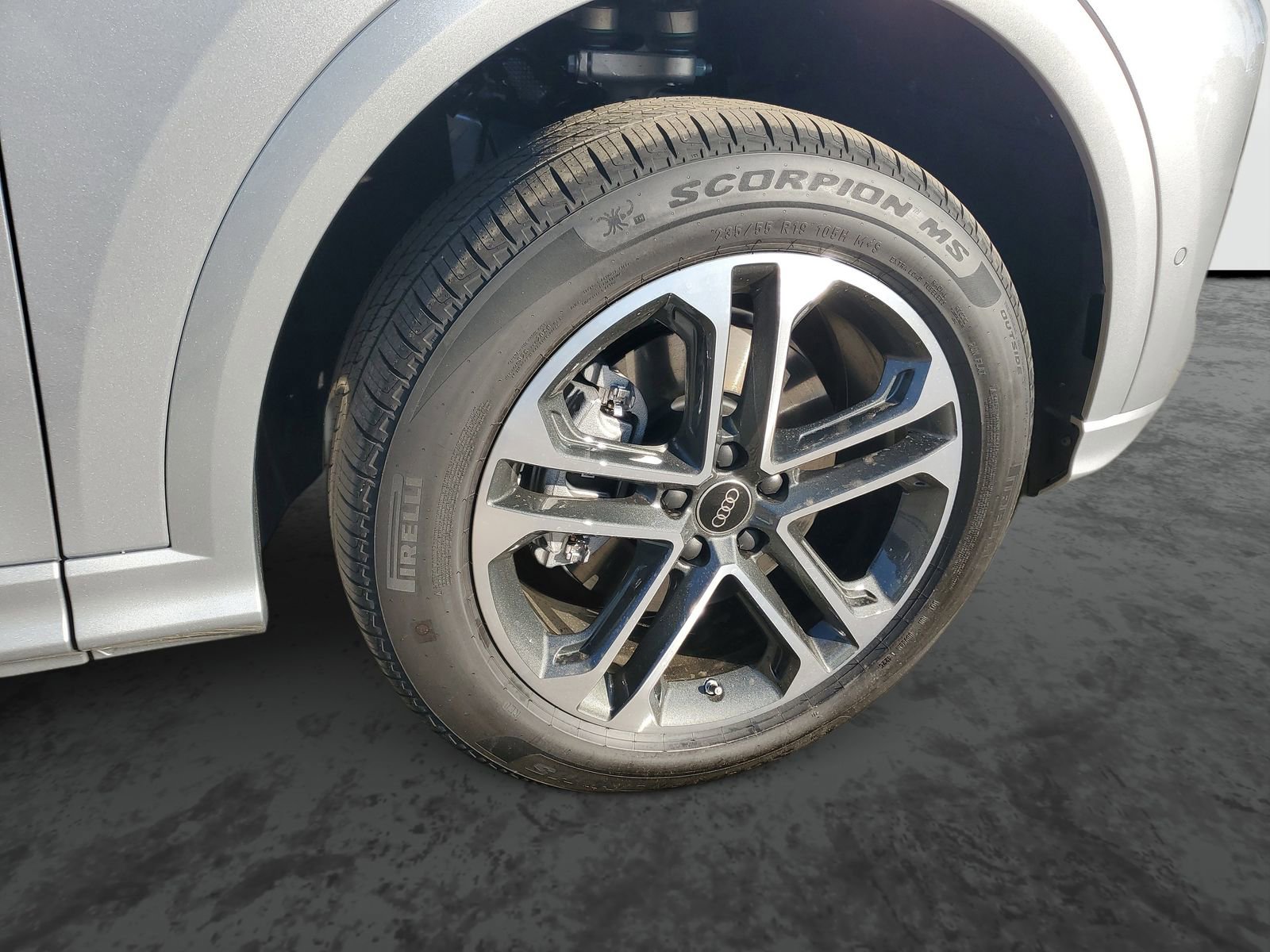 New 2025 Audi Q5 Premium Plus image 6