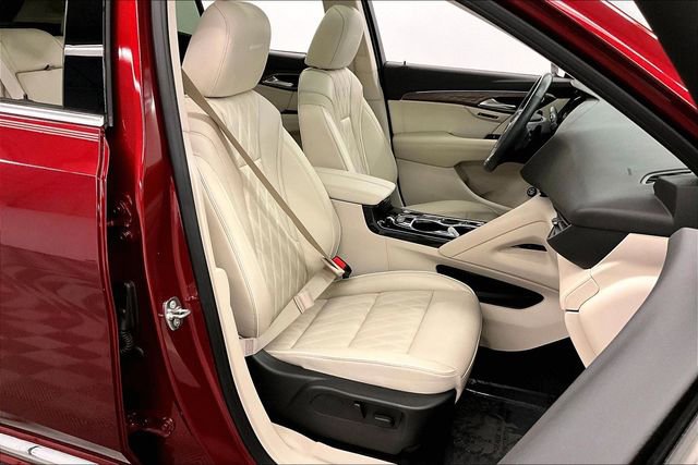 Used 2023 Buick Envision Avenir image 8