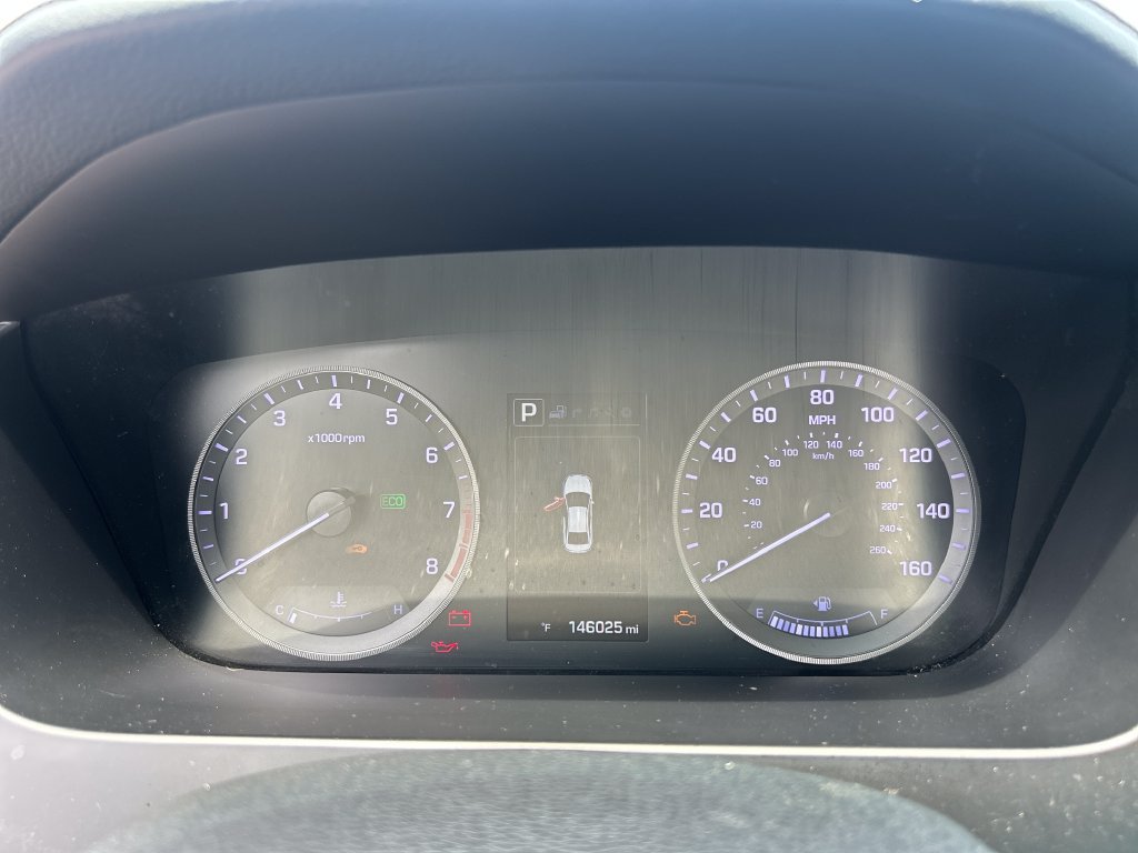 Used 2015 Hyundai Sonata Limited w/ Option Group 05 FWD image 15