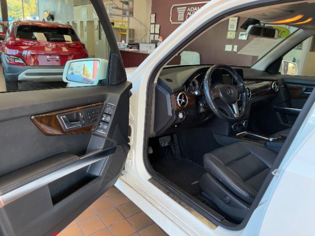Used 2015 Mercedes-Benz GLK 350 2WD image 14