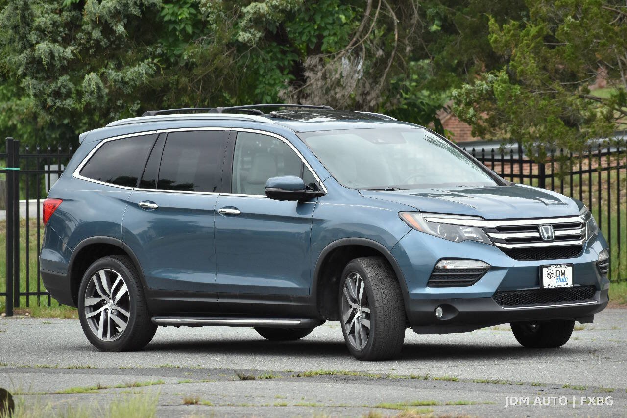 Used 2016 Honda Pilot Elite image 4