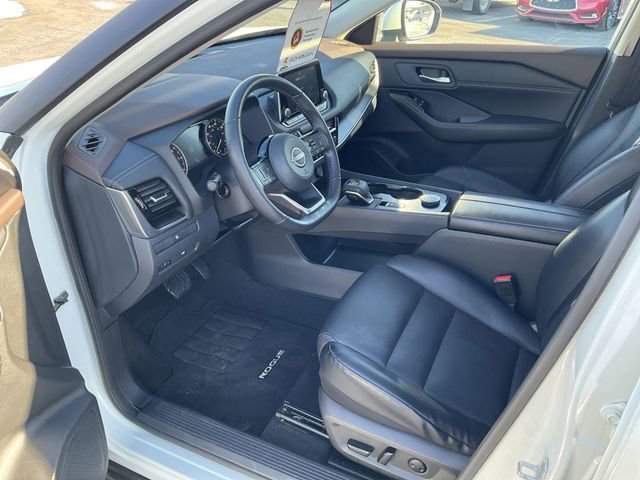 Used 2023 Nissan Rogue SV w/ SV Premium Package image 10