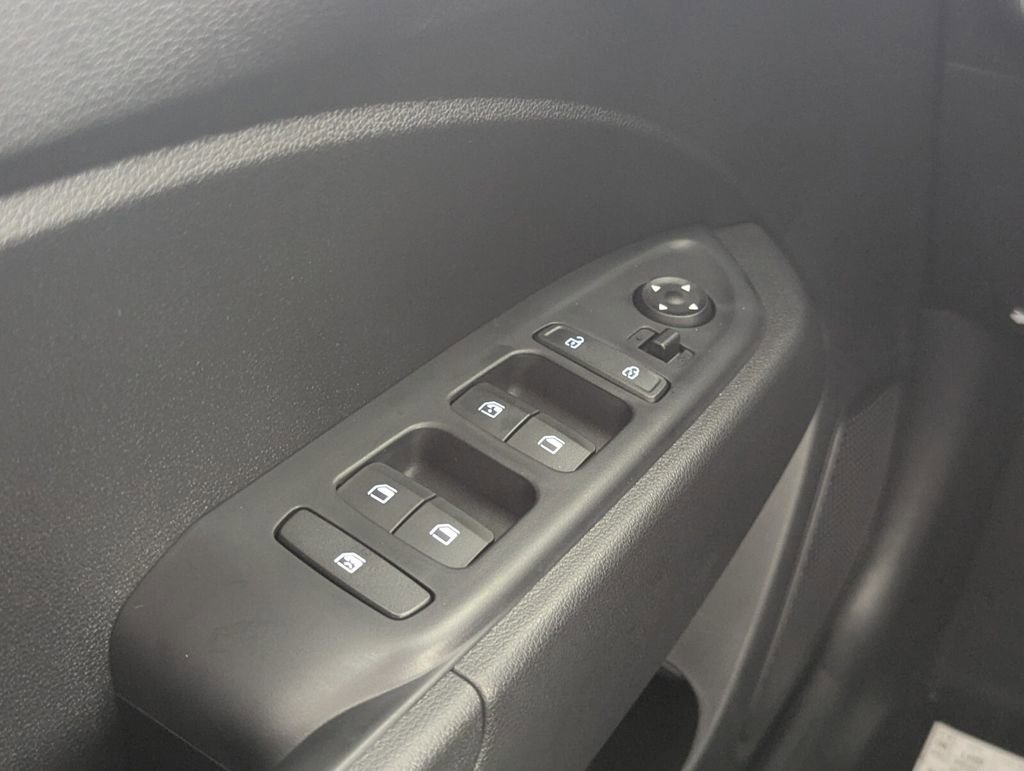 New 2026 Hyundai Venue SEL FWD image 15