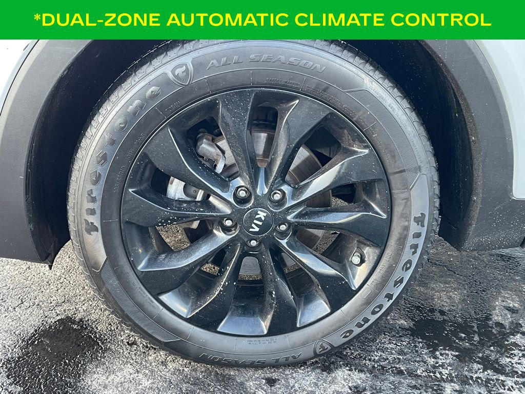 Used 2019 Kia Sorento S image 13