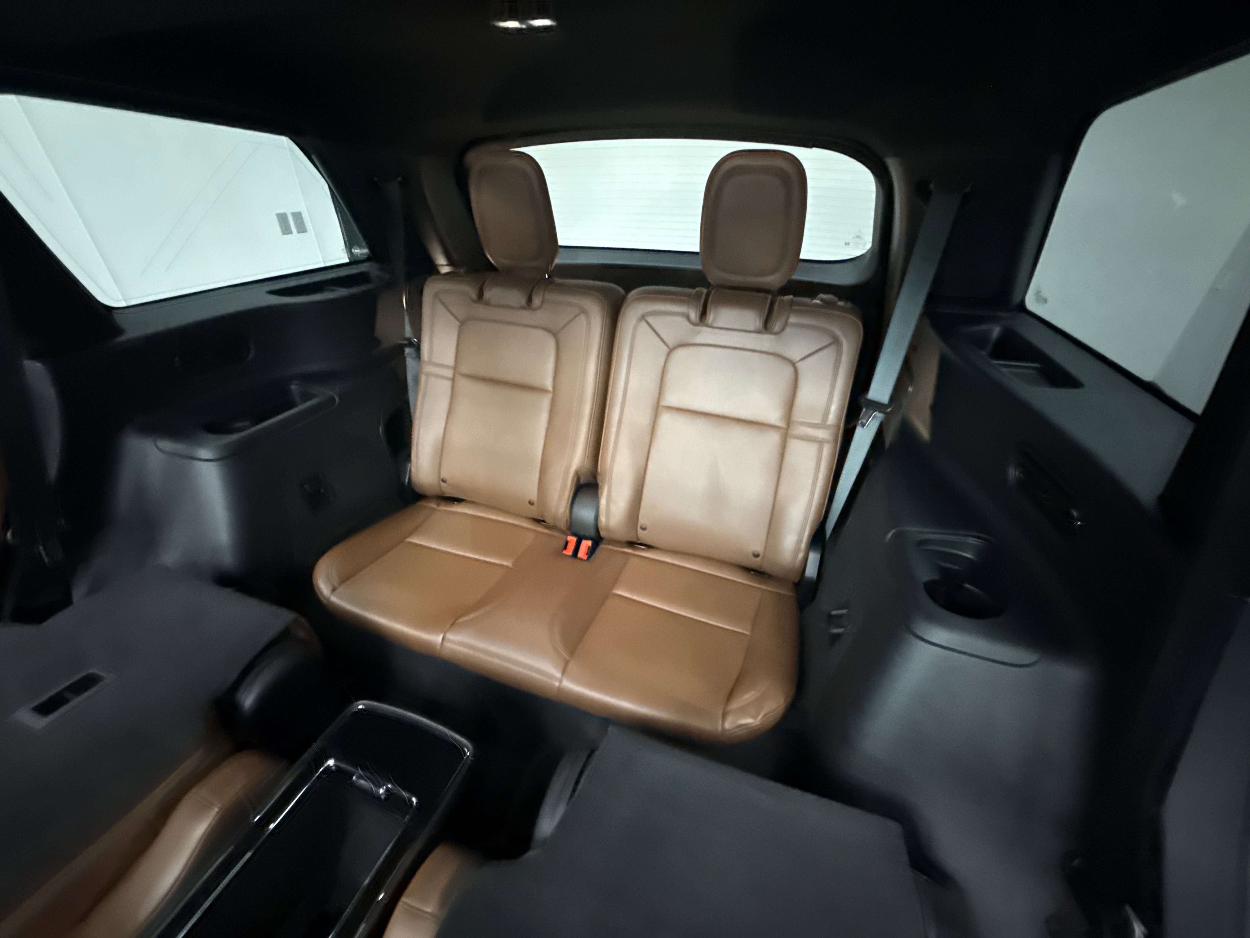 Used 2023 Lincoln Aviator Reserve w/ Equipment Group 201A image 28