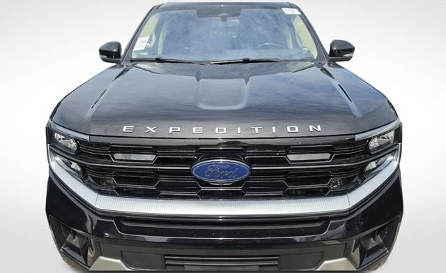 Used 2025 Ford Expedition Platinum AWD/4WD image 7