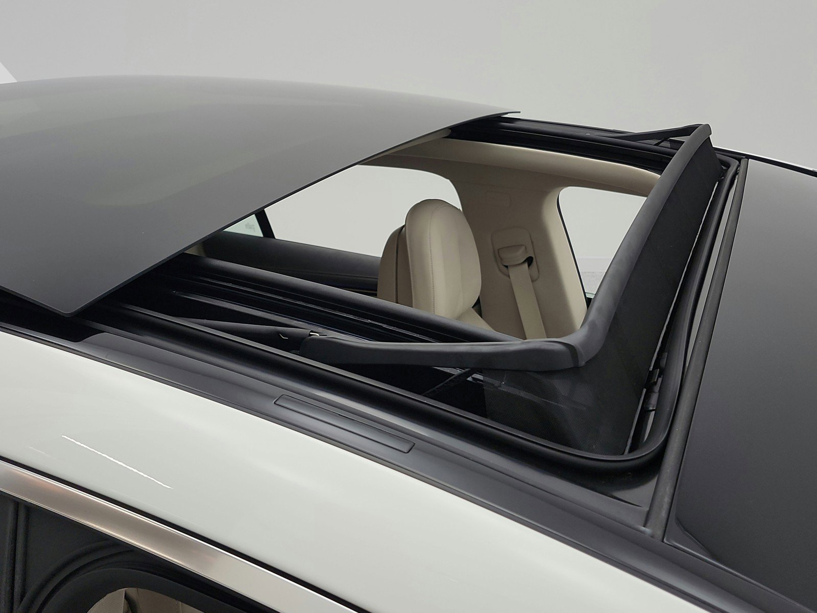 Used 2022 Mercedes-Benz EQS 450+ Sedan image 35