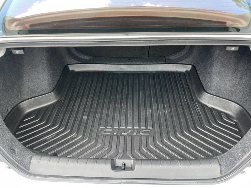 Used 2020 Honda Civic EX image 16