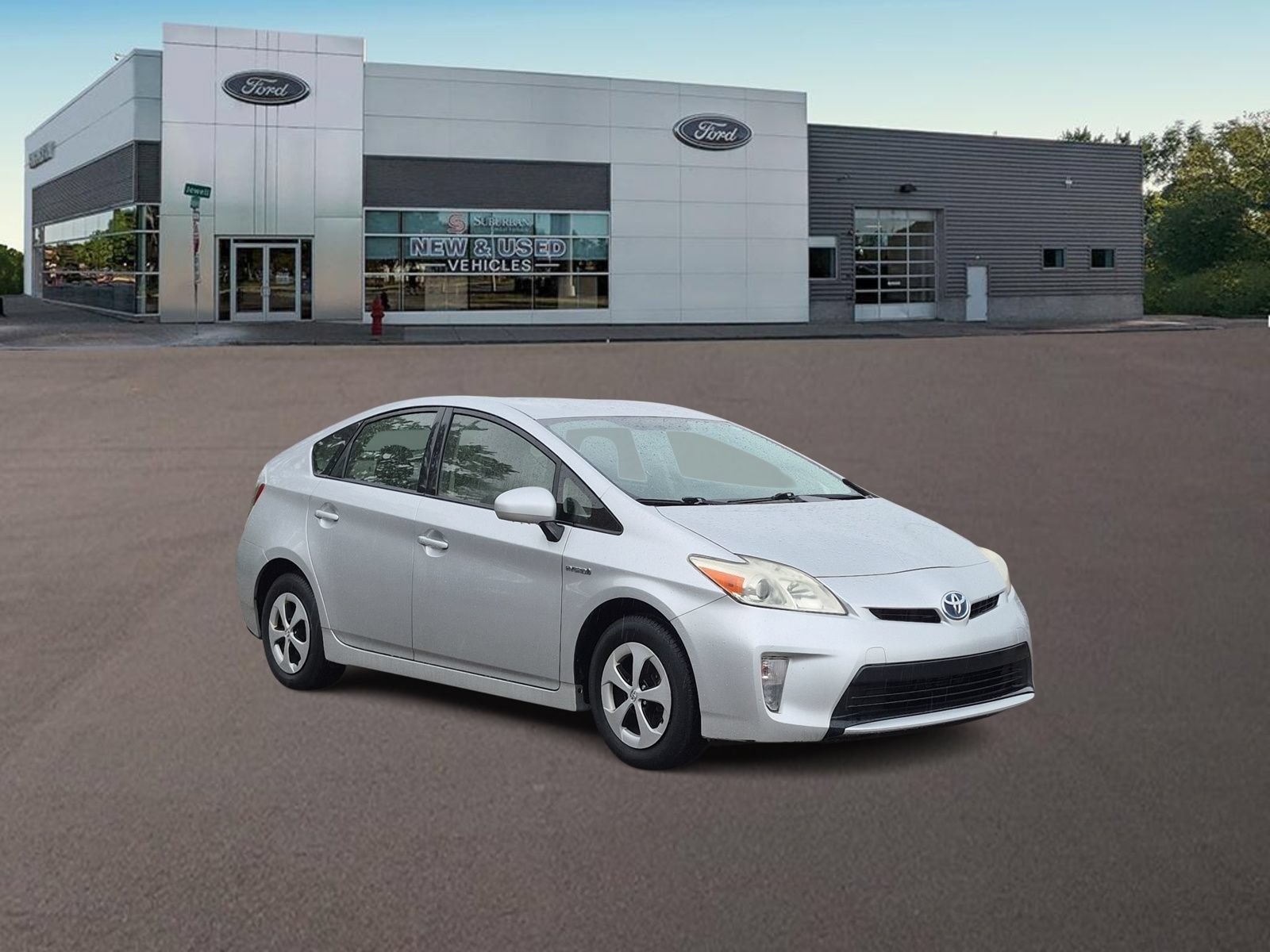 Used 2013 Toyota Prius Two FWD image 2