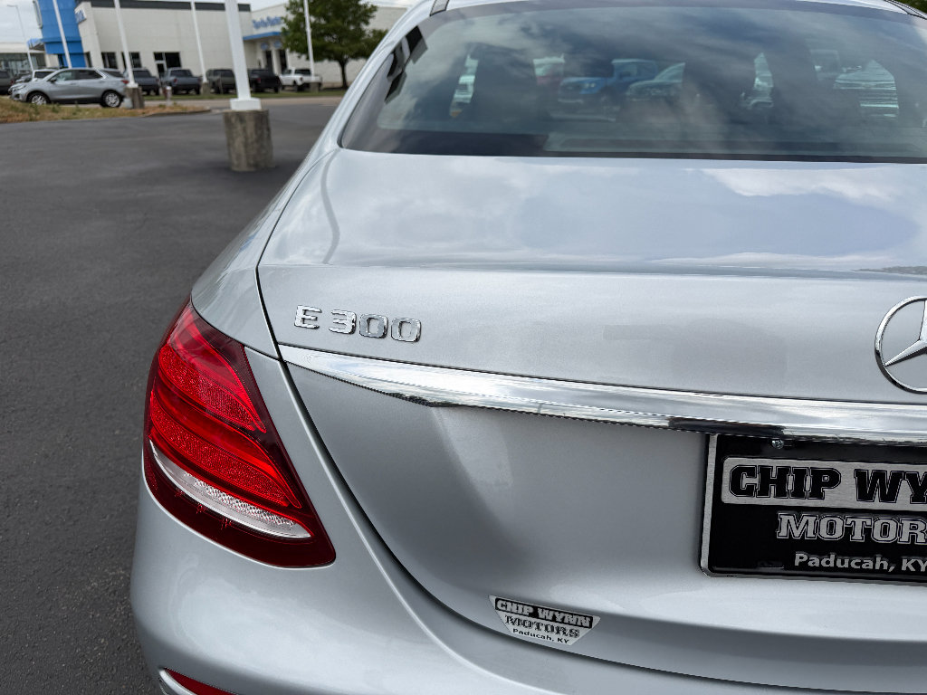 Used 2019 Mercedes-Benz E 300 4MATIC image 10