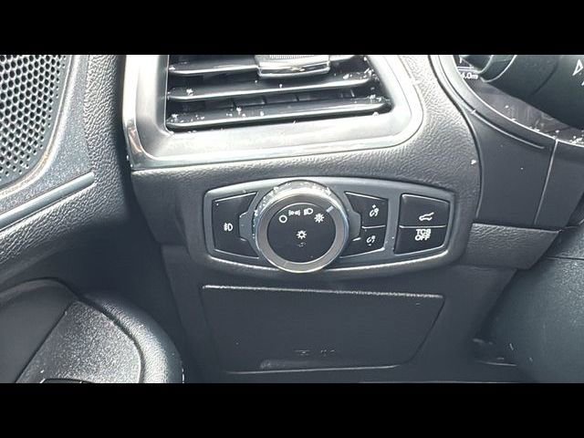 Certified 2023 Ford Edge Titanium w/ Class II Trailer Tow Package AWD/4WD image 16