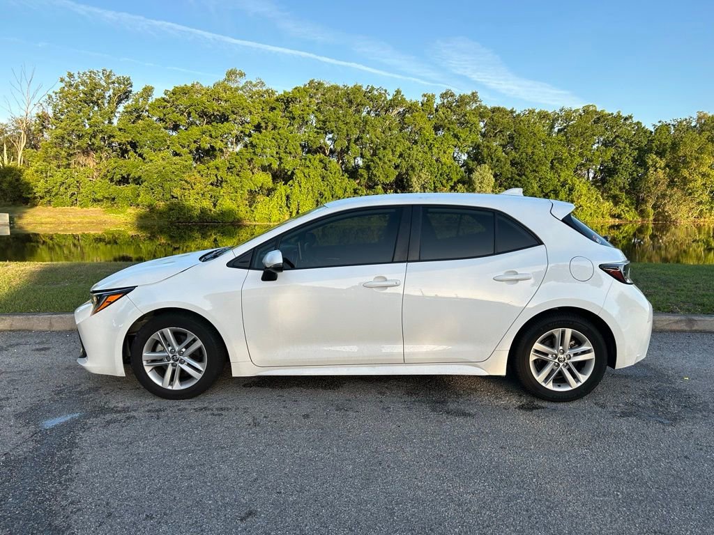 Used 2022 Toyota Corolla SE image 2