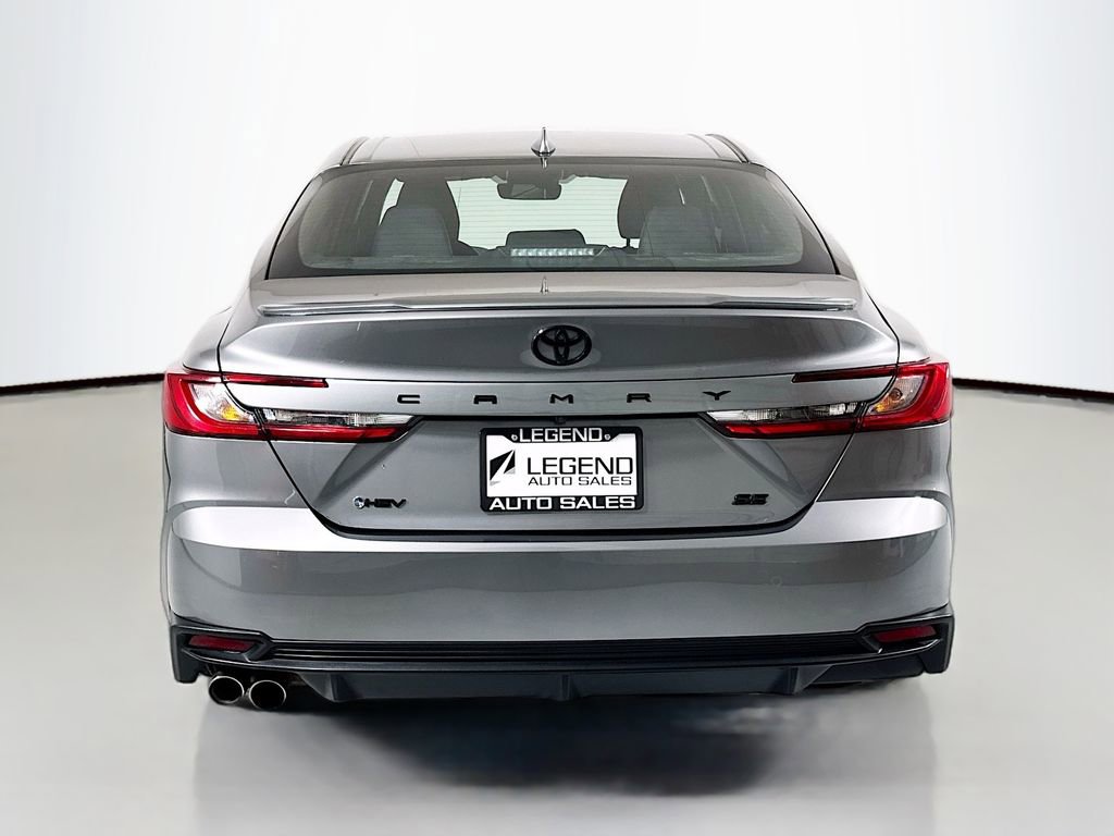 Used 2025 Toyota Camry SE FWD image 7