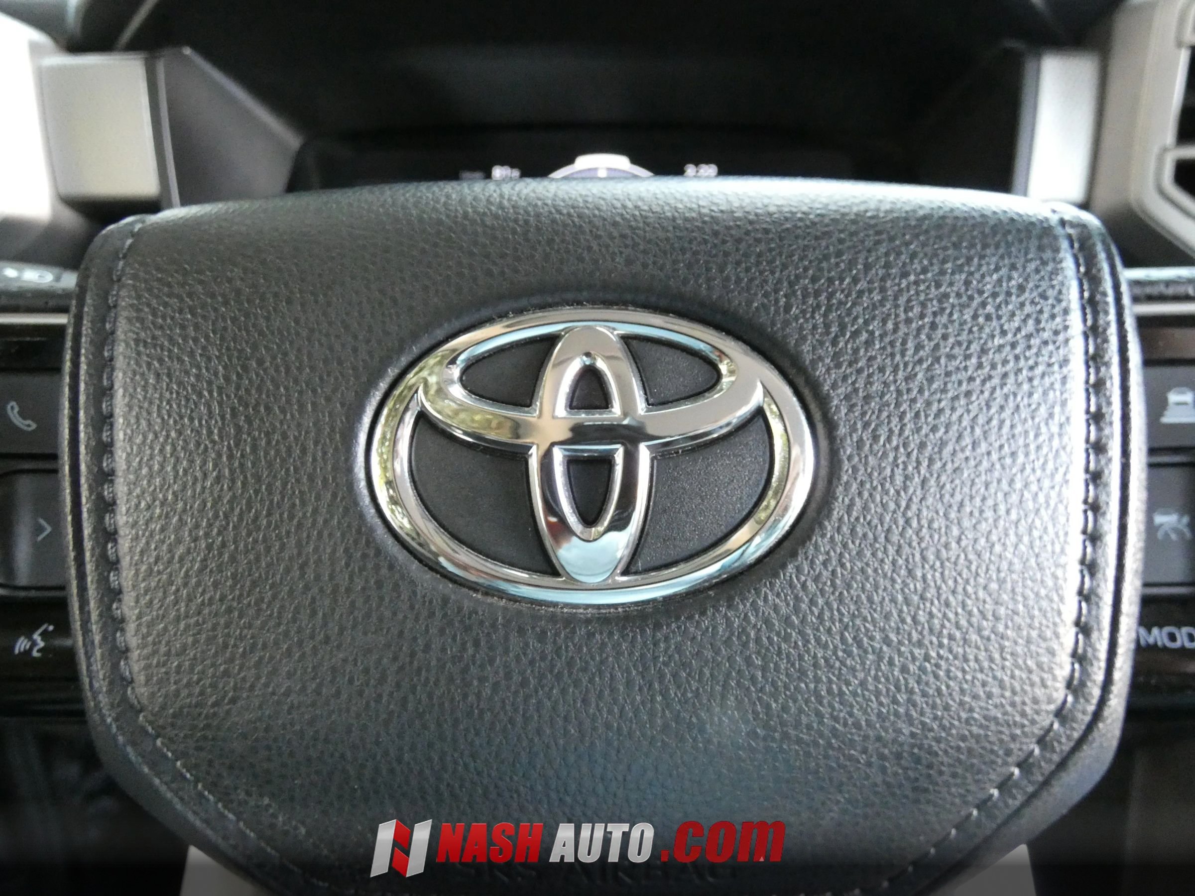Used 2024 Toyota Tundra Limited w/ Power Package AWD/4WD image 69