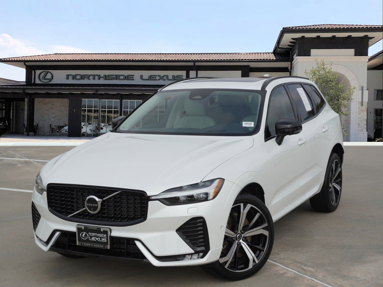 Used 2025 Volvo XC60 B5 Ultra w/ Protection Package Premier