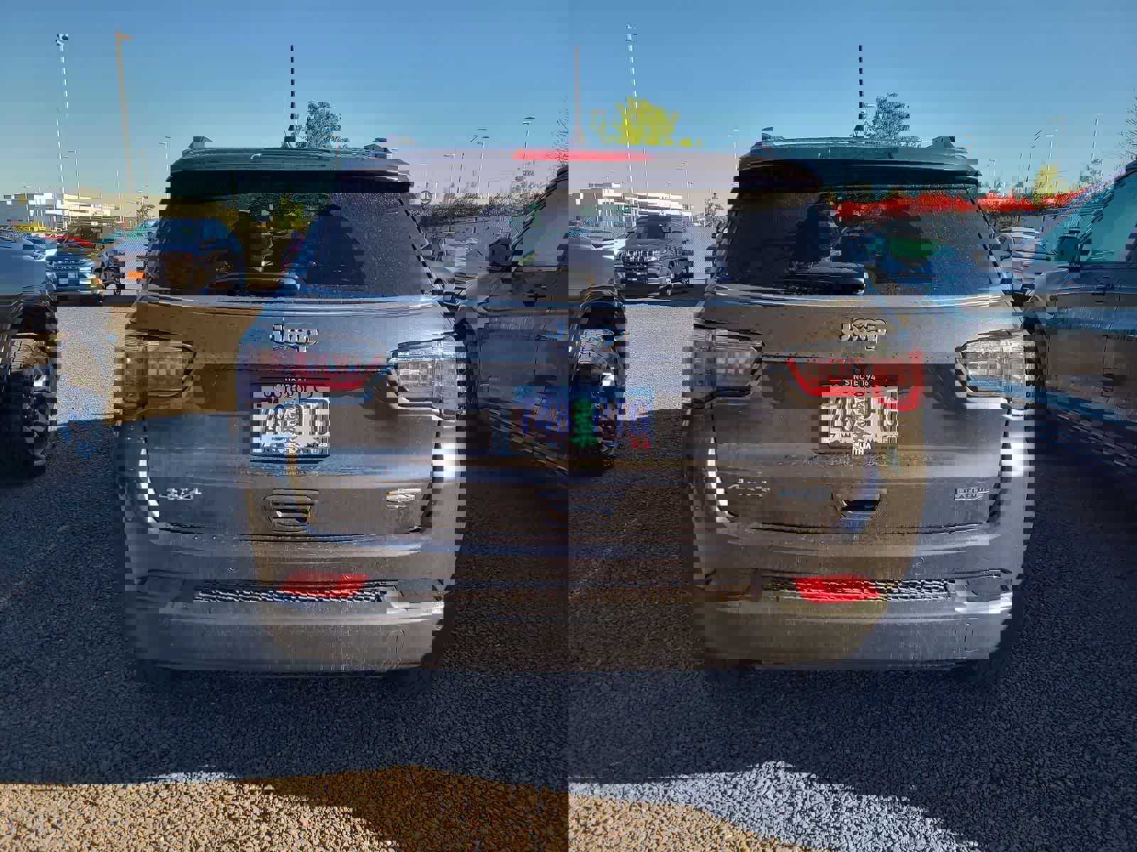 Used 2023 Jeep Compass Latitude w/ Convenience Group image 12