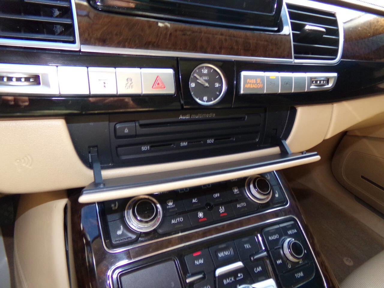 Used 2012 Audi A8 L 4.2 image 64