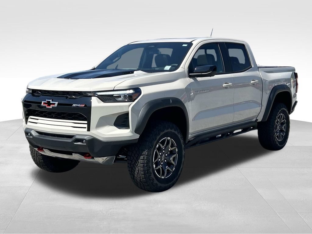 New 2026 Chevrolet Colorado ZR2 w/ Technology Package AWD/4WD image 8