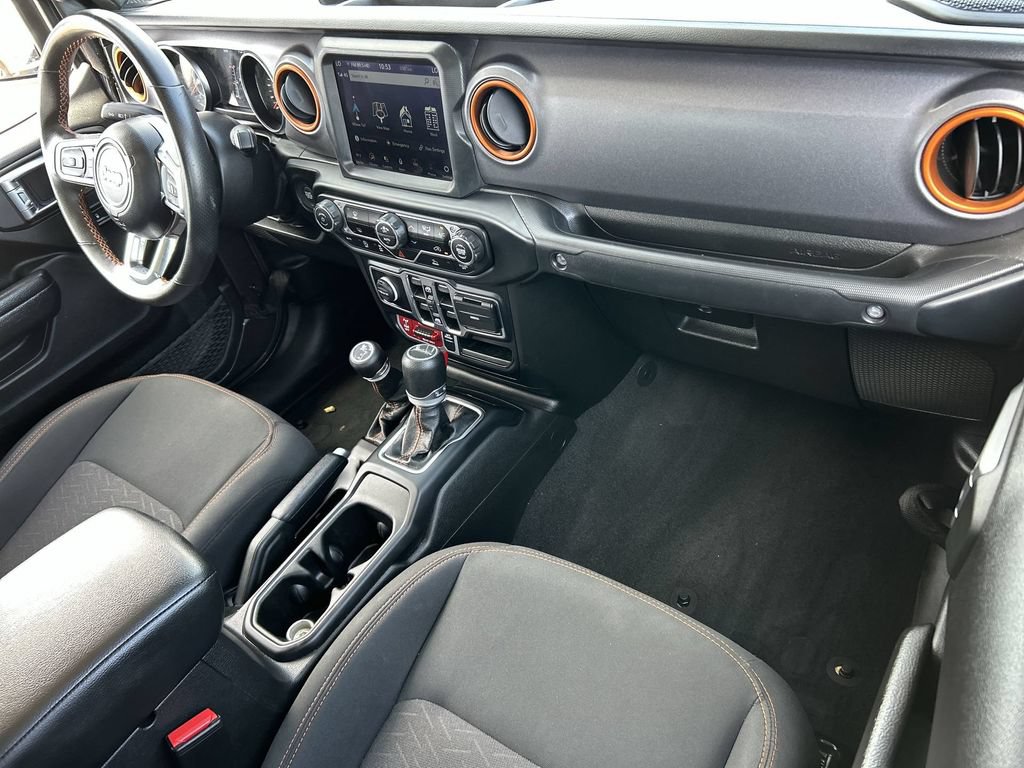 Used 2023 Jeep Gladiator Mojave AWD/4WD image 28
